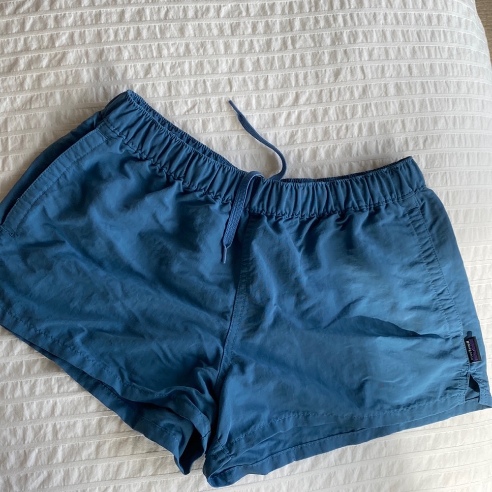 Patagonia barely baggies short